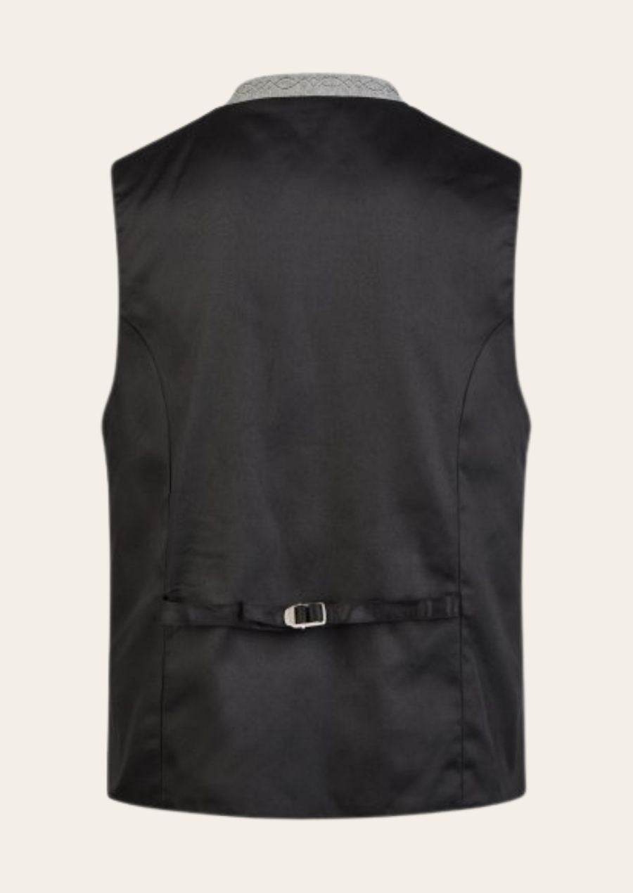 Modische Trachtenweste mit Paspeln und aufwendiger Stickerei - Lederhose Herren